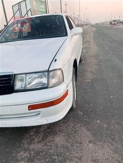 تۆیۆتا کراون